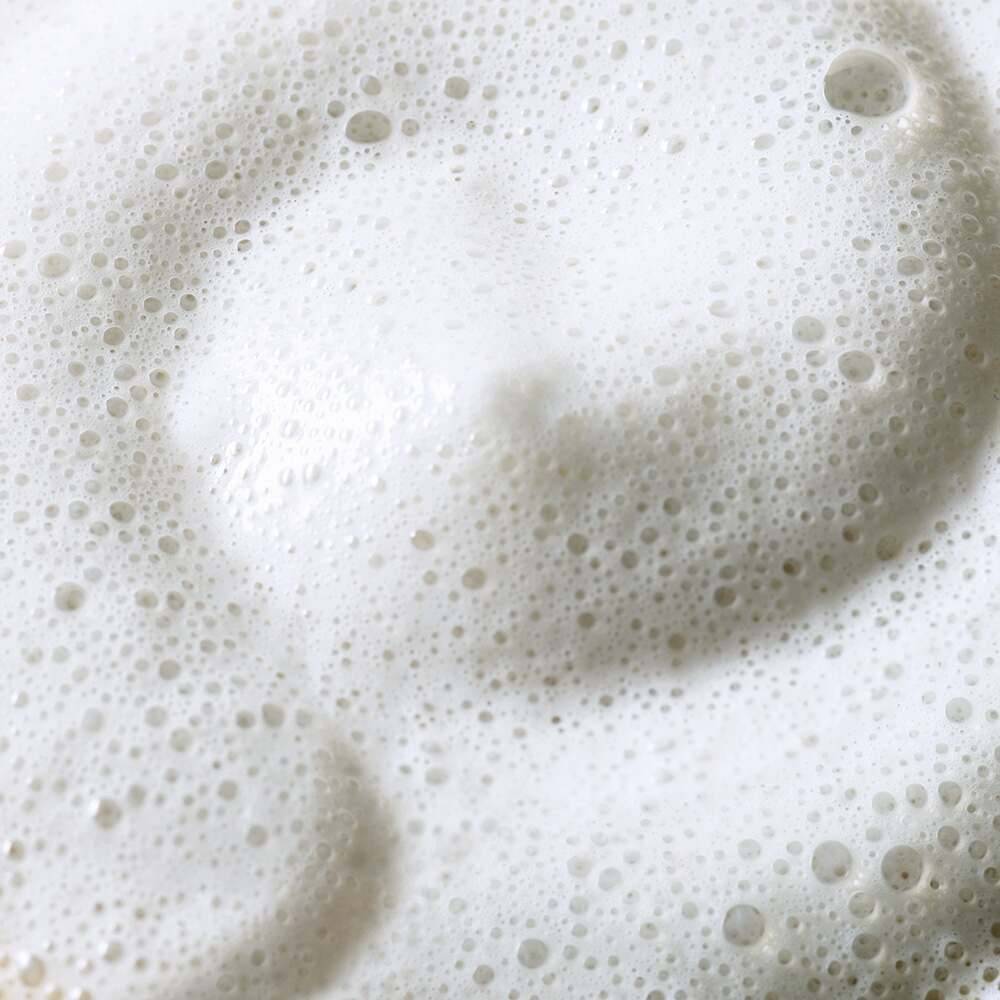 Kiinteä kasvojen kuorinta