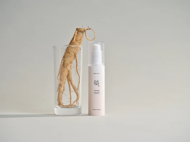 Beauty of Joseon Ginseng Moist Sun Serum atjaunojošs un aizsargājošs serums ar SPF 50+