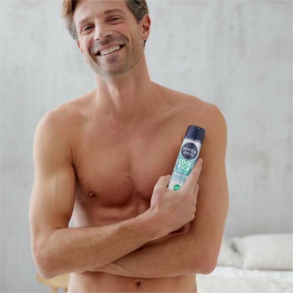 Nivea Men Fresh Kick antiperspirant v spreju 150 ml