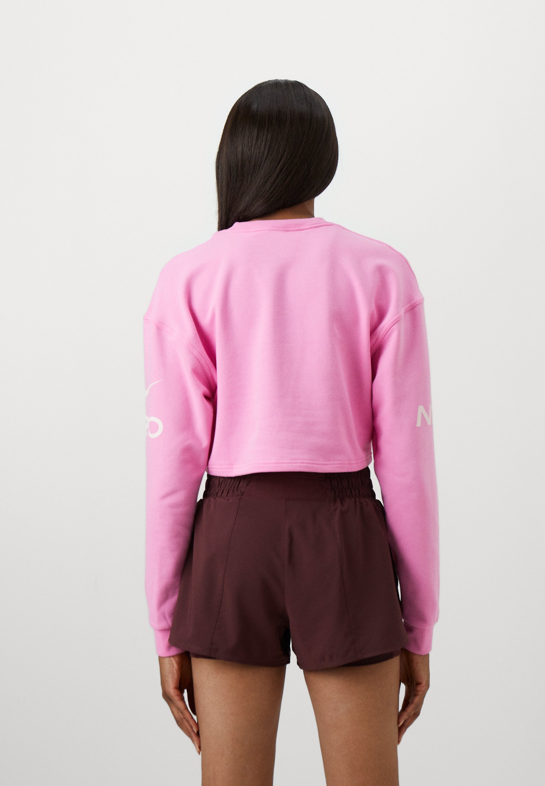 Sweat-shirt Nike Performance CREW - rose ludique/mousse rose