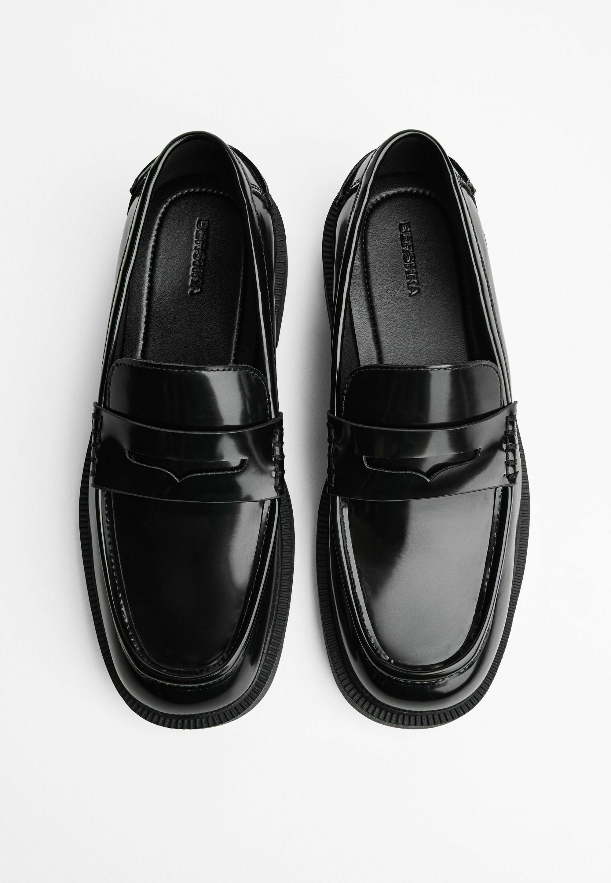 Mocassini Bershka a punta tonda - Eleganti slip-on - neri