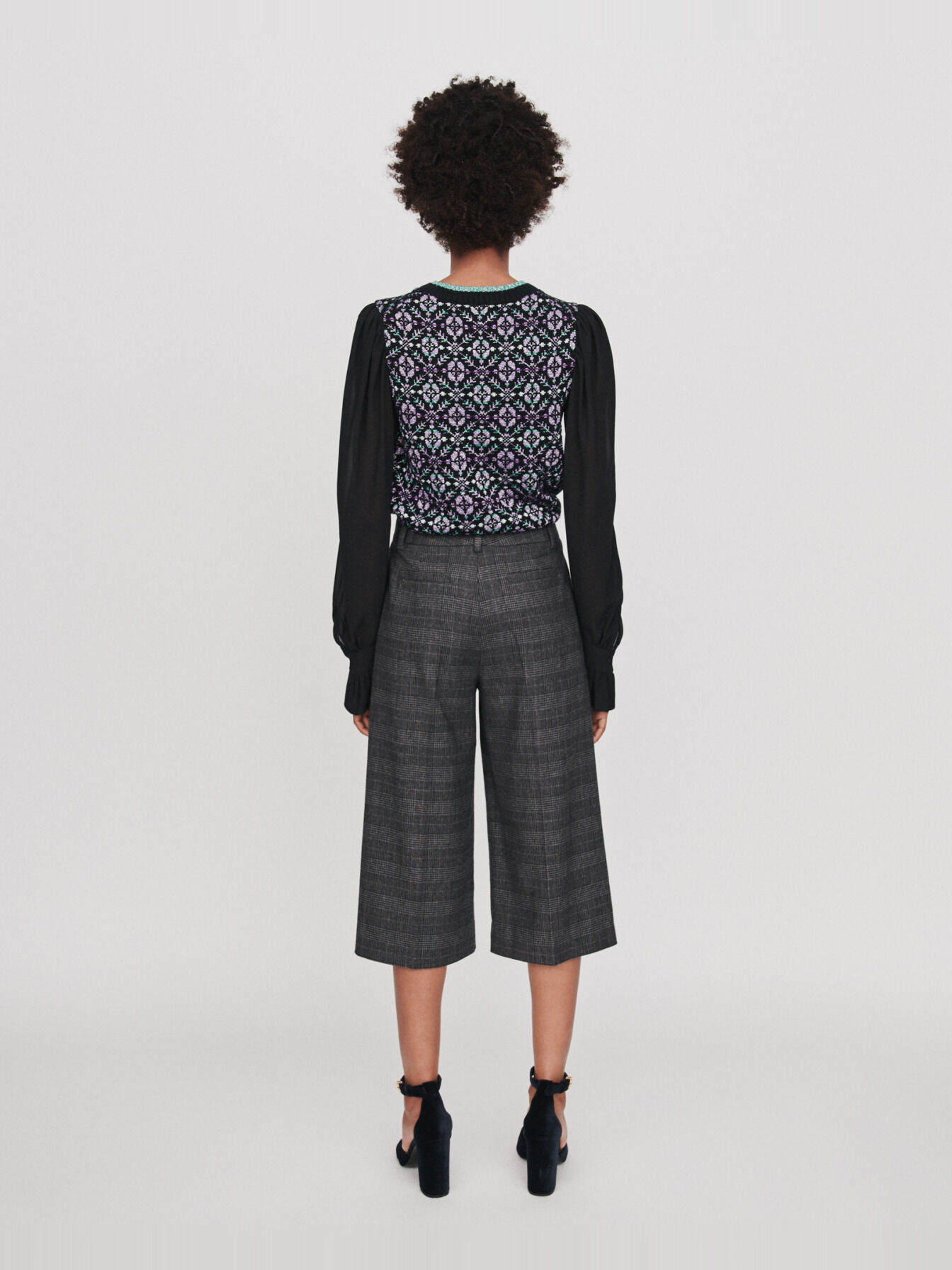 Pantaloni culotte în carouri - Gri