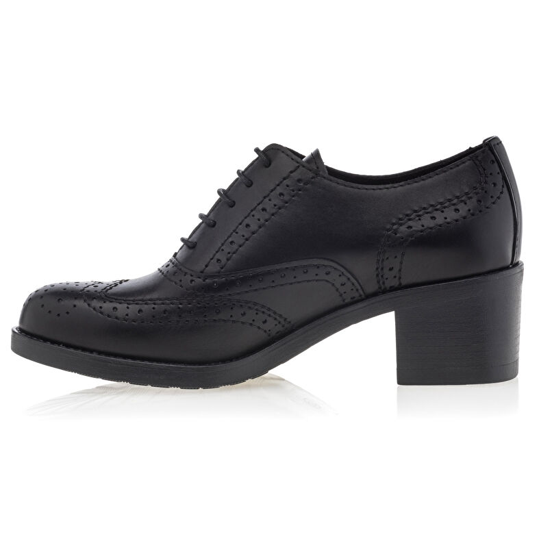 Schwarze Schnürschuhe für Damen / Derby-Schuhe