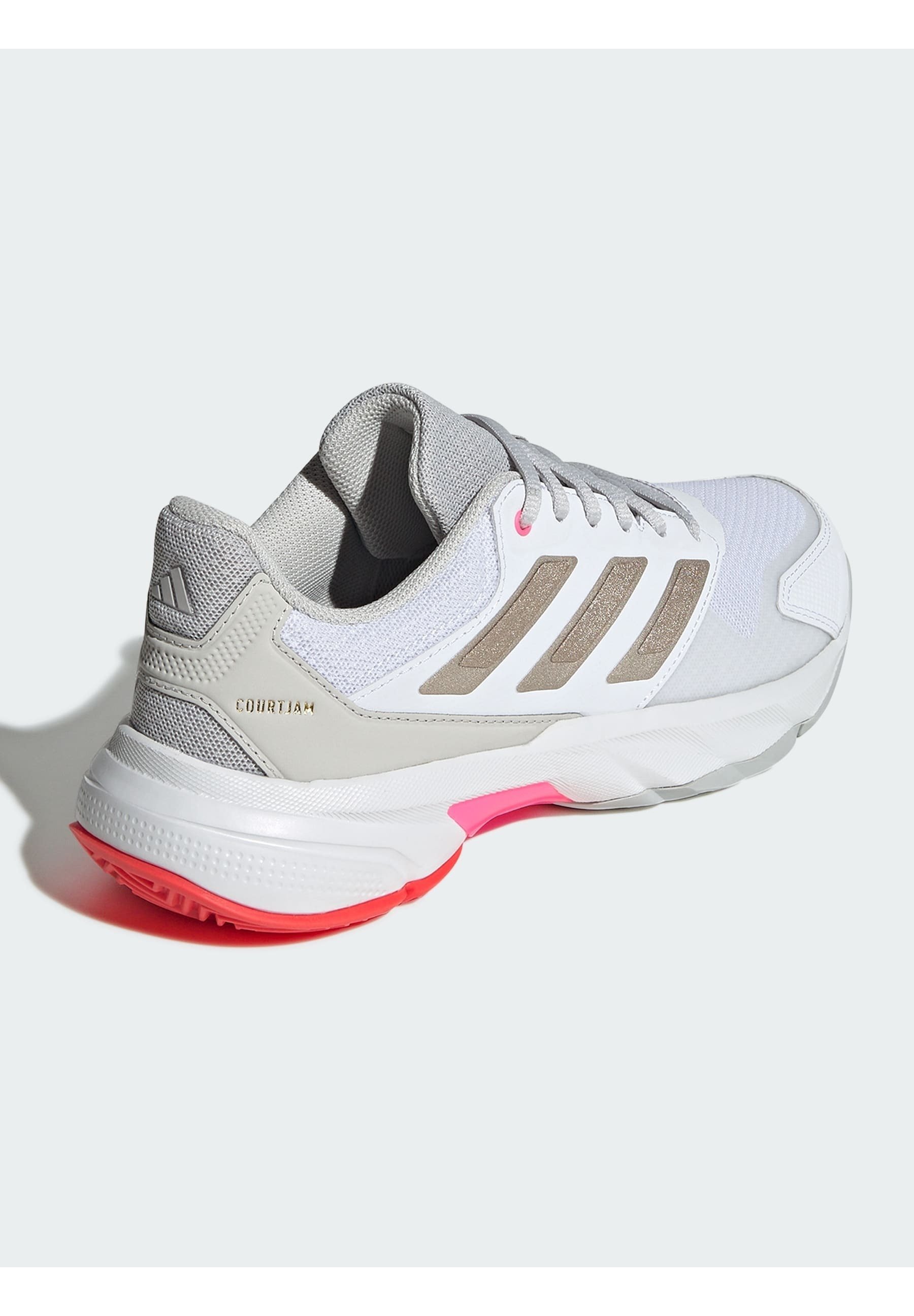 adidas Performance COURTJAM CONTROL - Buty tenisowe na różne nawierzchnie - cloud white iron metallic lucid red