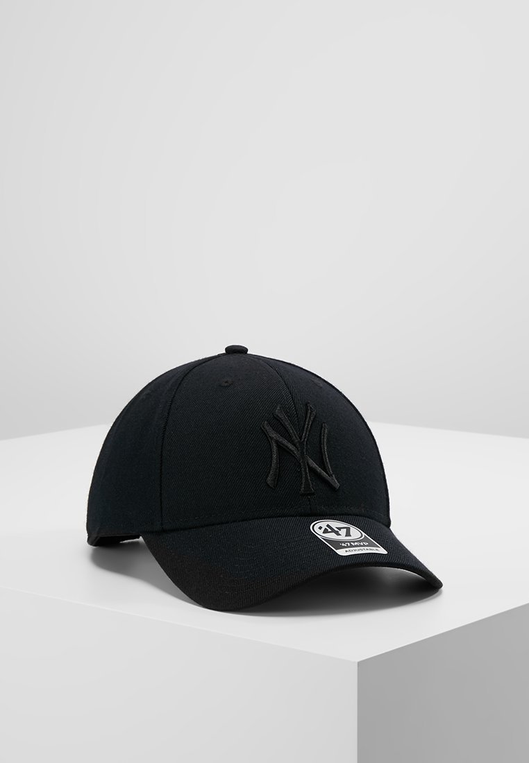 '47 Caps