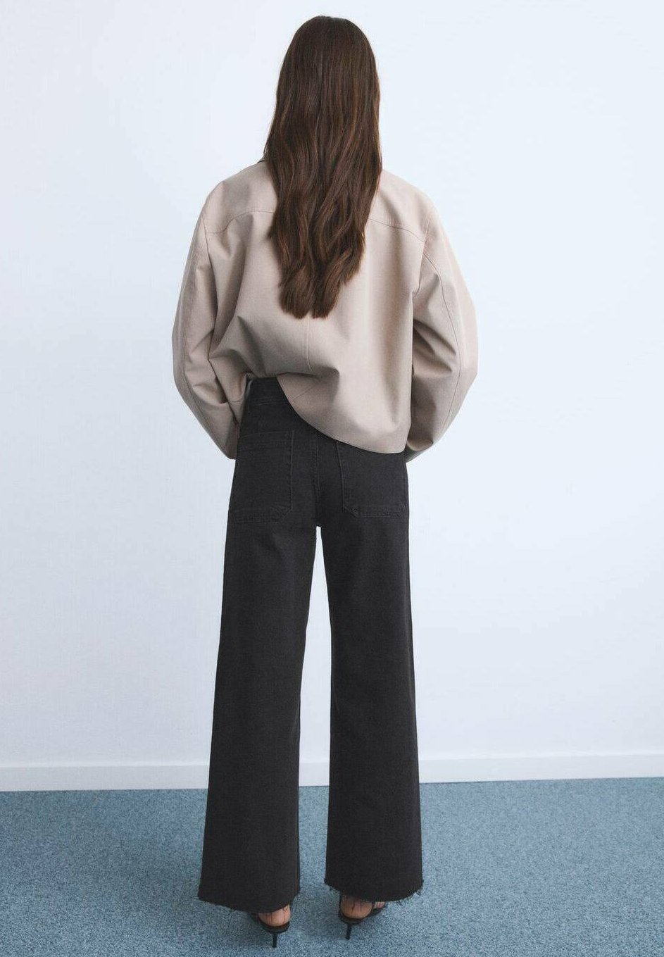 Jeans a zampa Mango CATHERIN CULOTTE HIGH-RISE - in denim nero