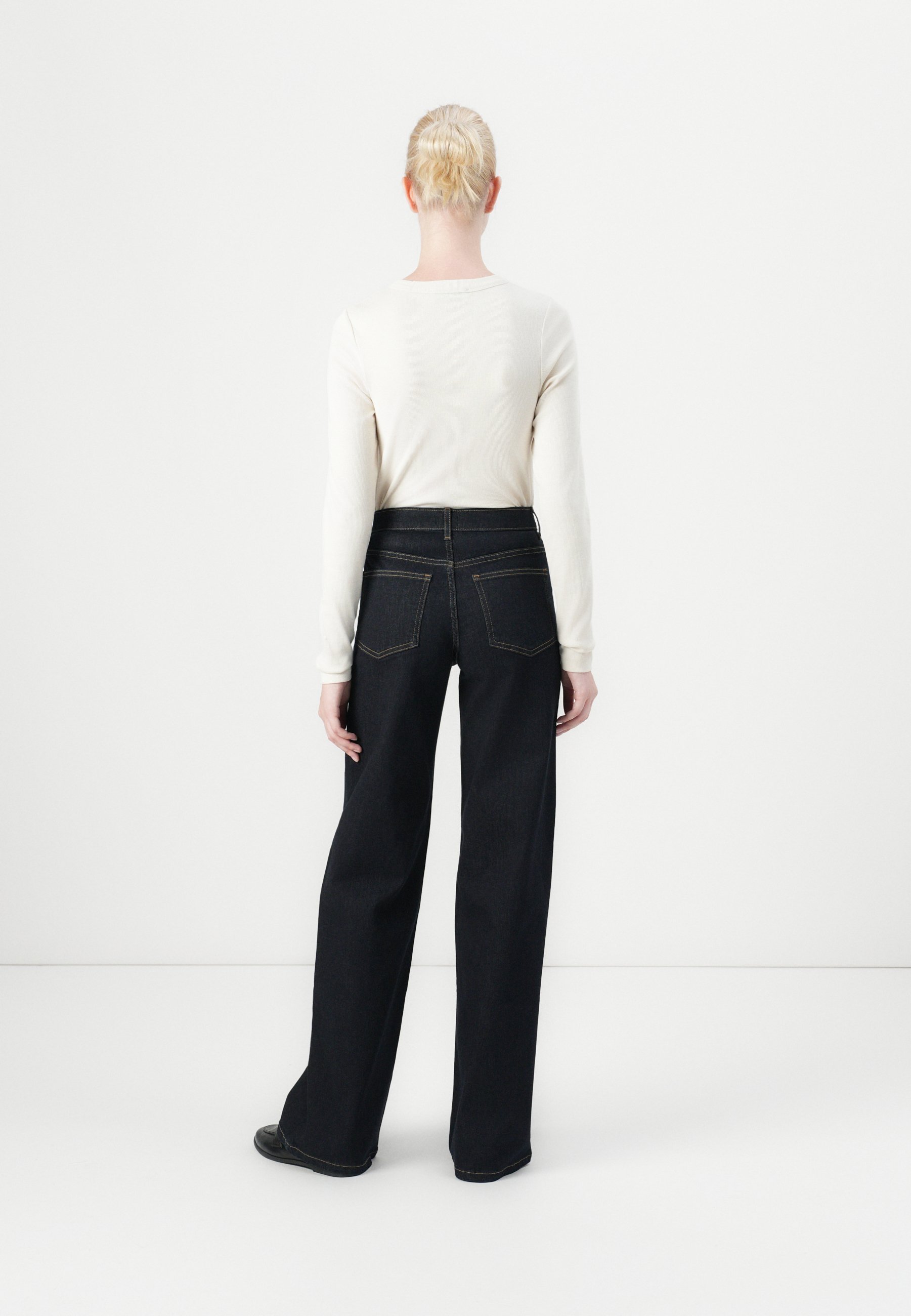 ONLY ONLY MADISON BLUSH WIDE - Wijde pijpen - donkerblauwe denim