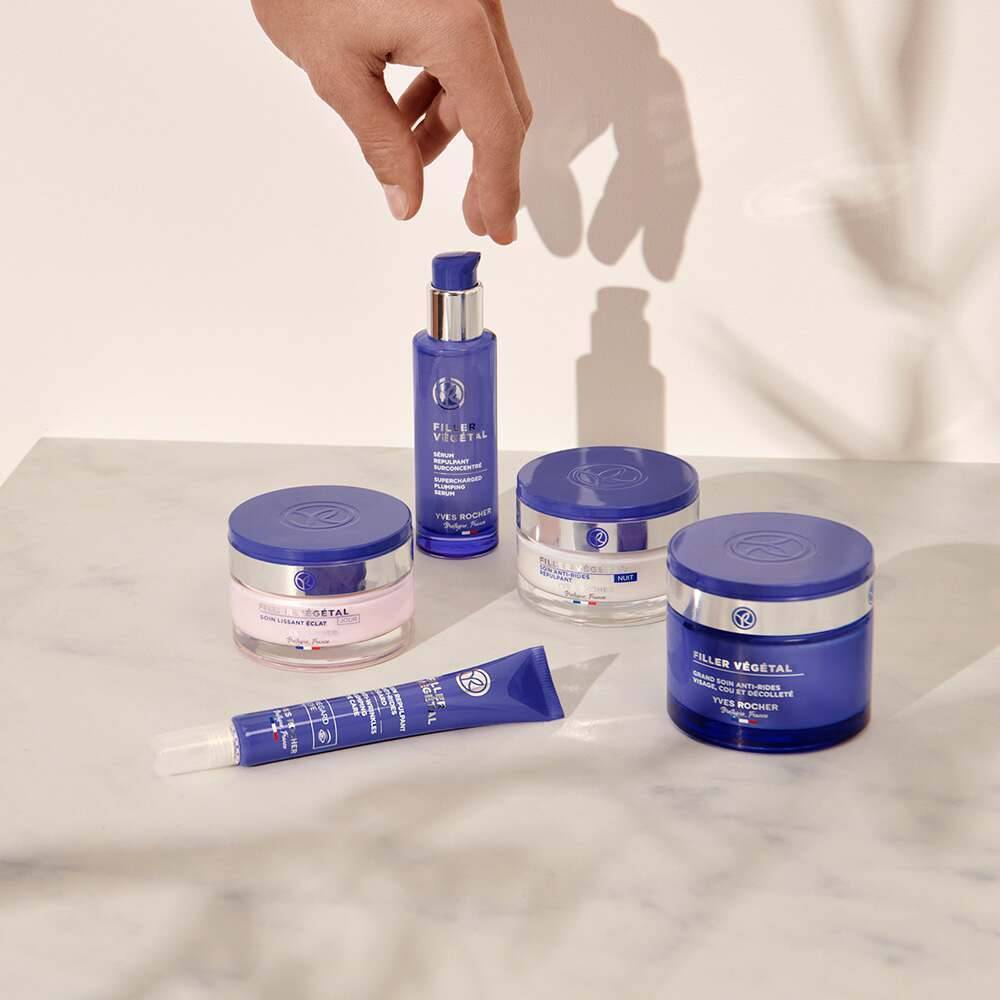 Sterk geconcentreerd serum voor een vollere, opvullende werking.