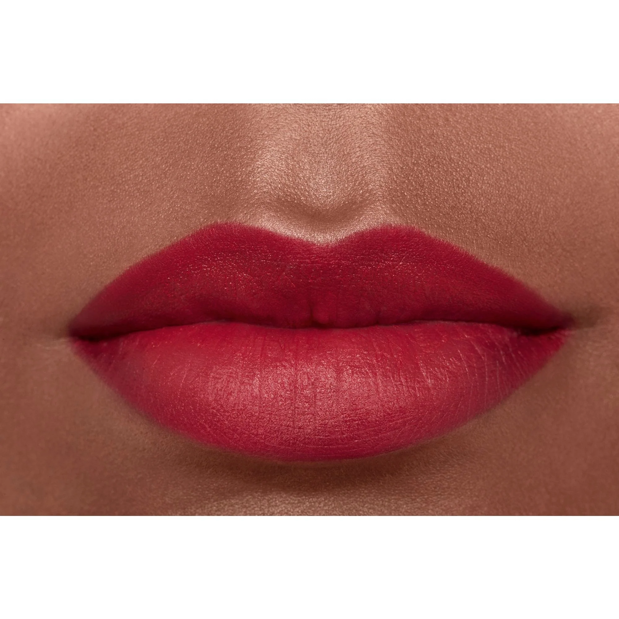 ROUGE ALLURE VELVET - IL ROSSETTO VELLUTATO LUMINOSO