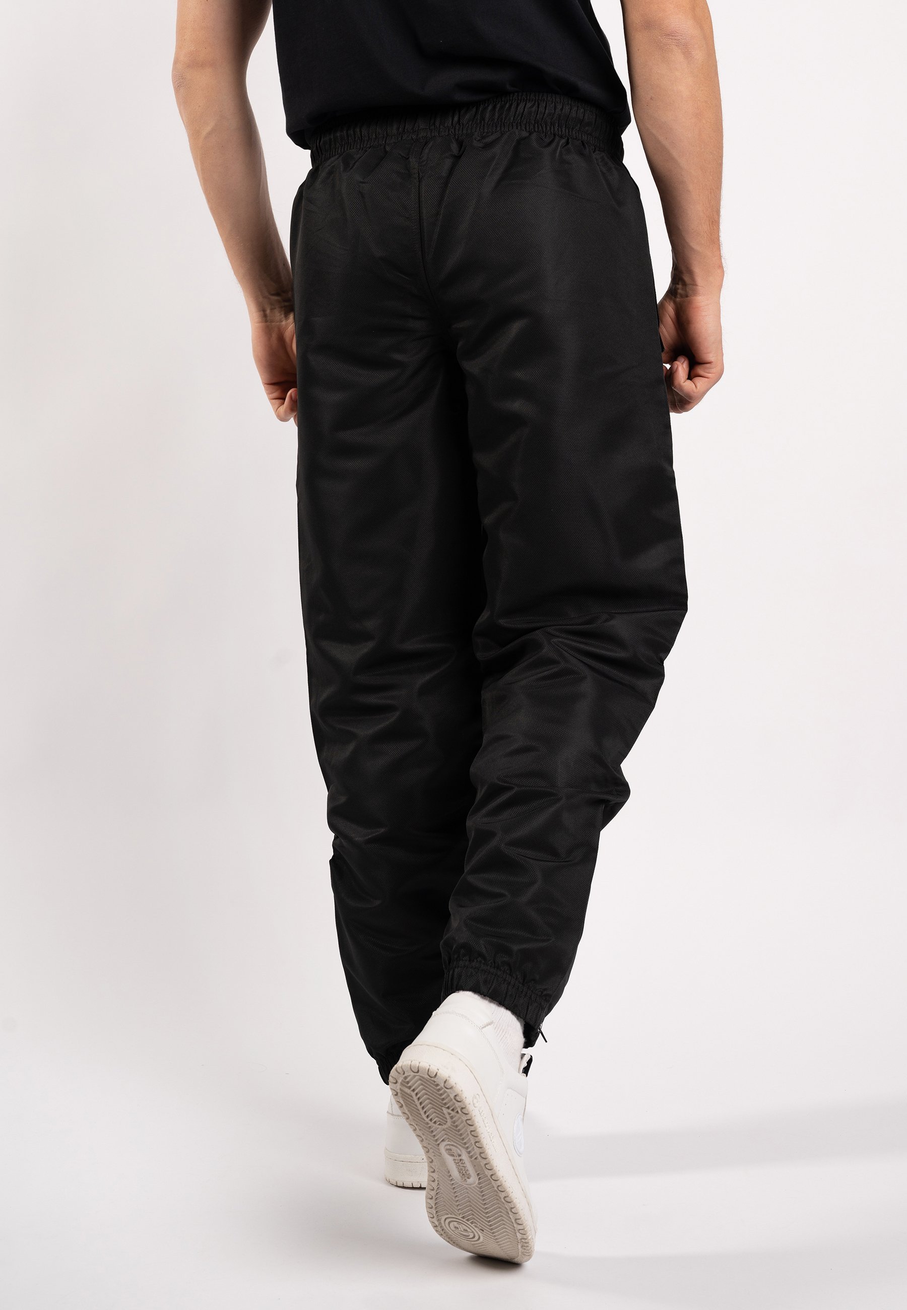 Sergio Tacchini CARSON - Bas de survêtement - noir et blanc
