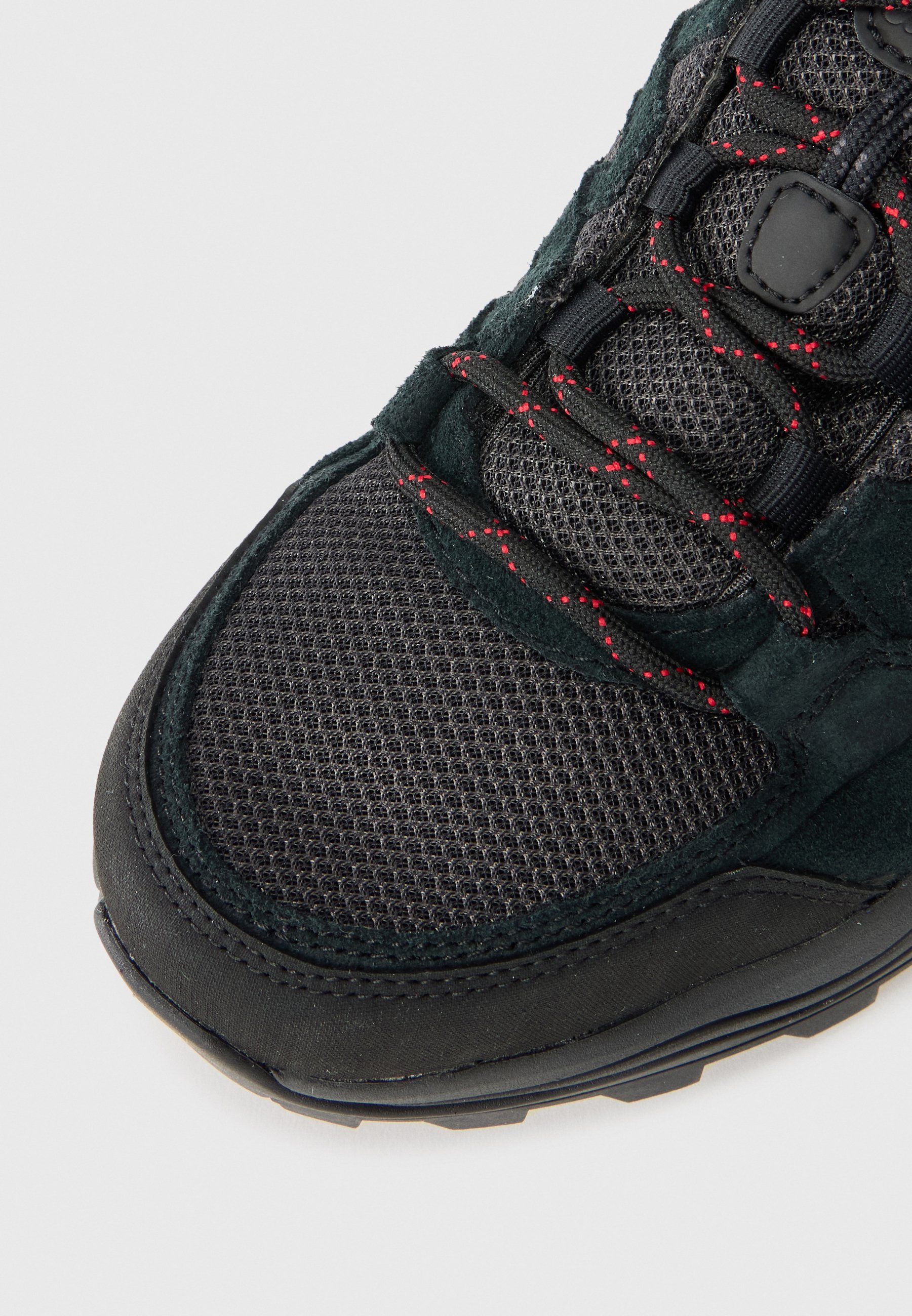 Columbia REDMOND IV - Fjellsko - black/mountain red