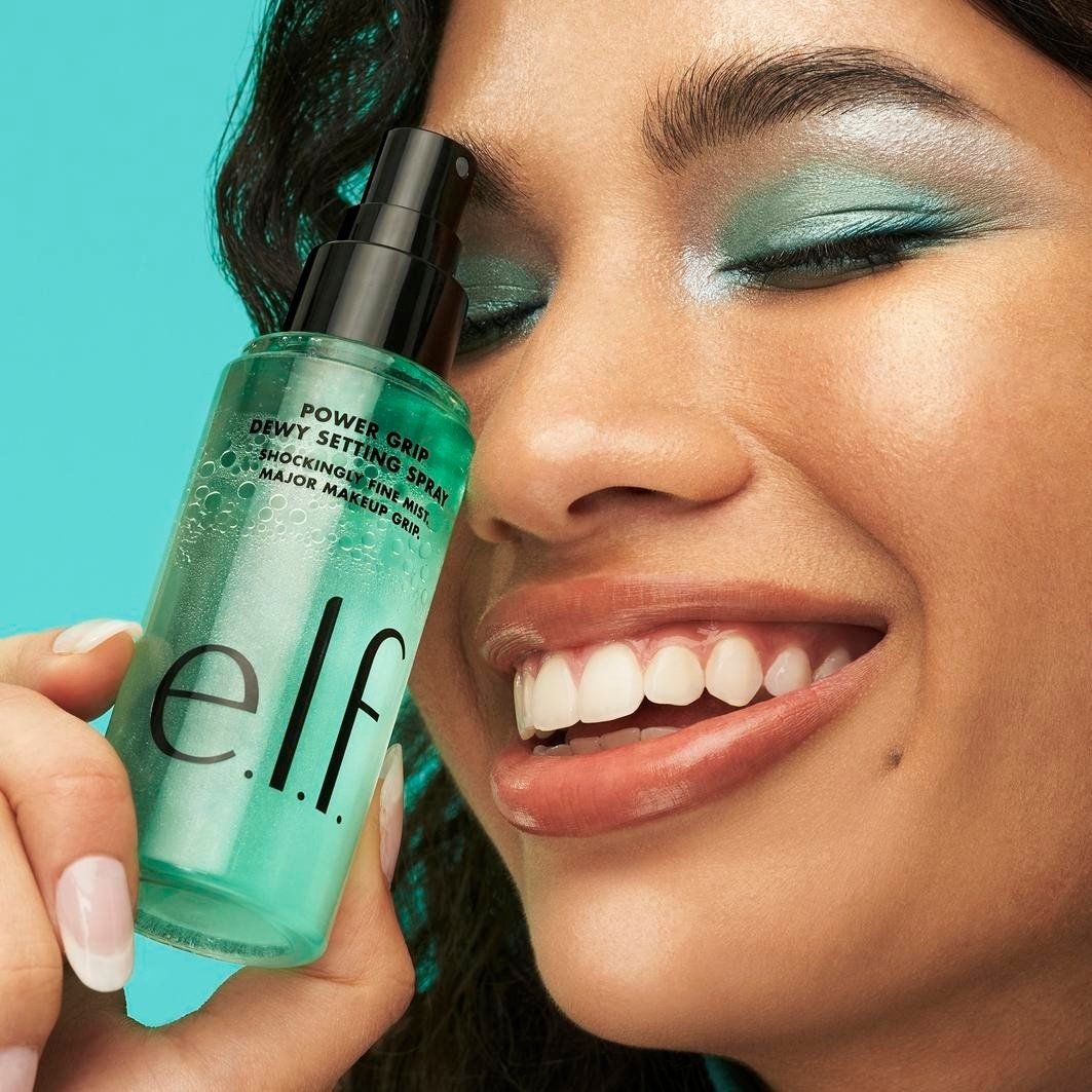 Fixačný sprej elf Cosmetics Fixierspray Power Grip Dewy Fixing Spray - 80 ml