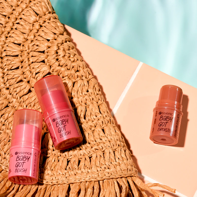 blush em bastão essence BABY GOT BLUSH