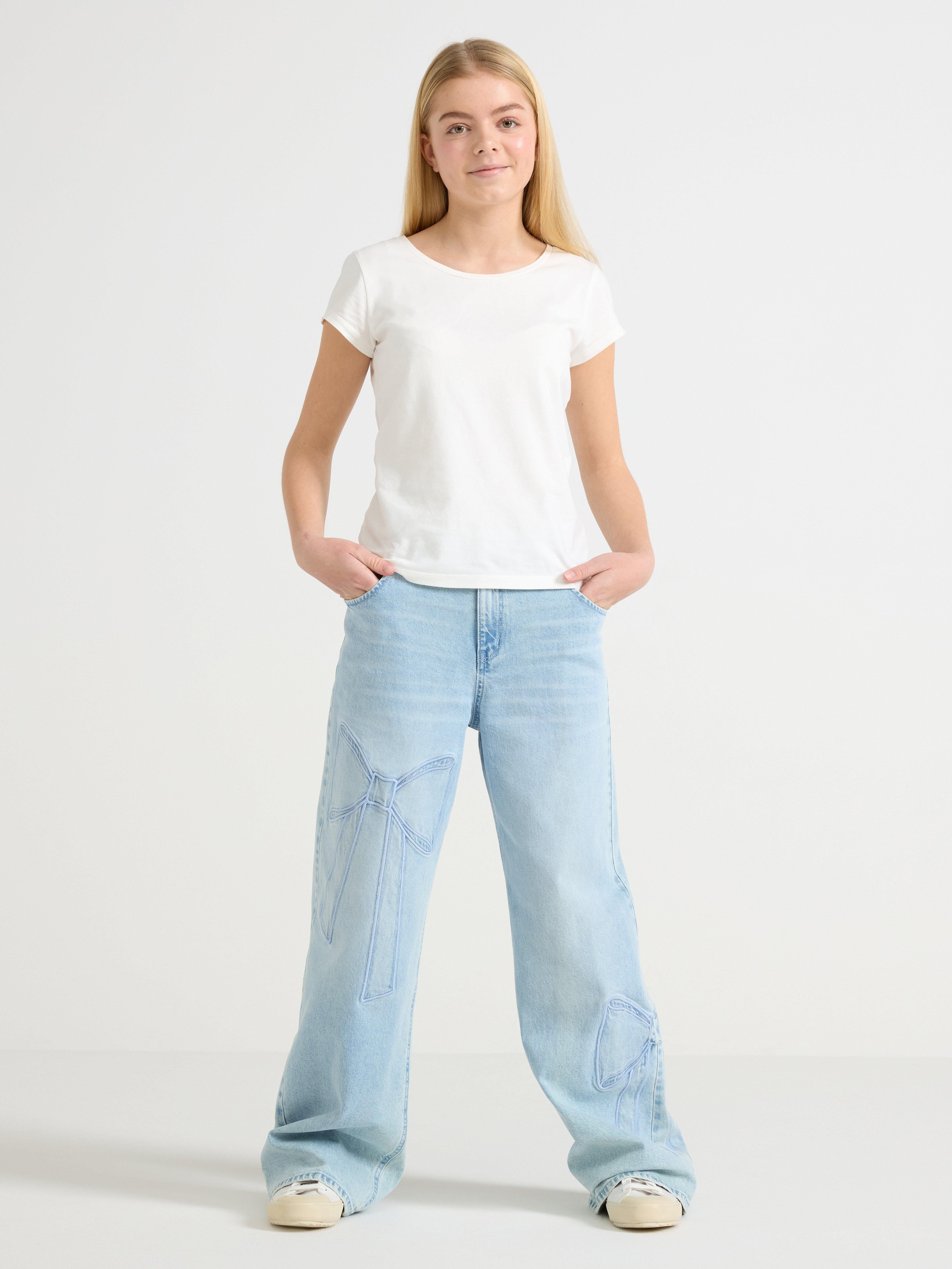 Vaqueros VEGA de pierna ancha con bordados, denim claro.