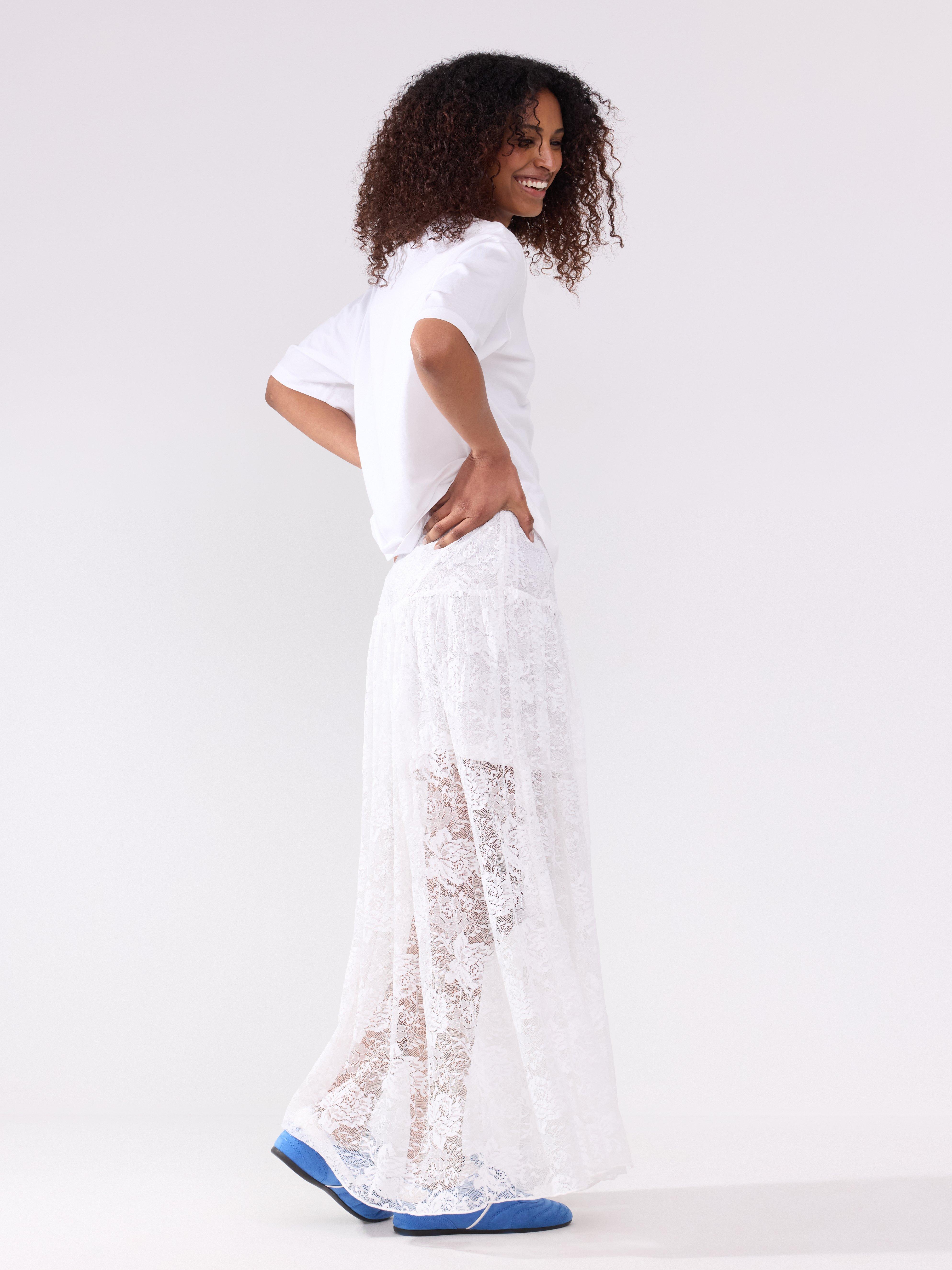Saia maxi de renda Off White
