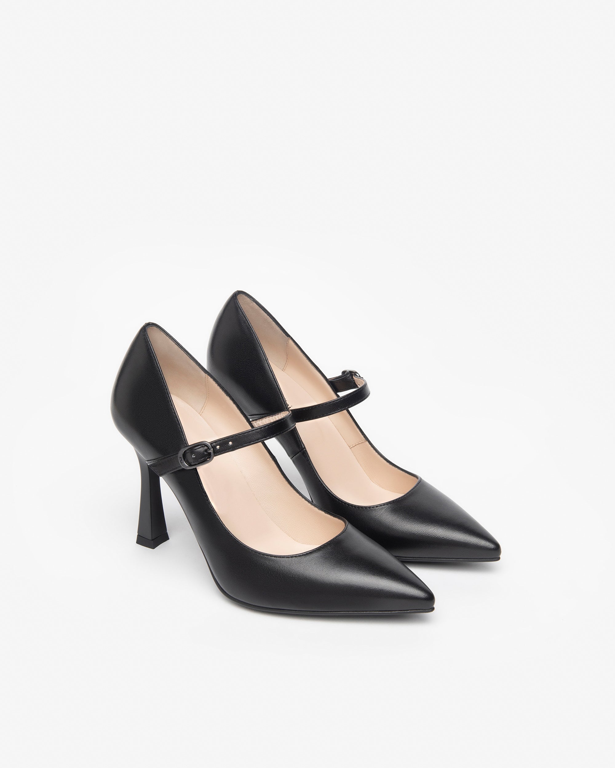  Damen-Pumps aus Leder