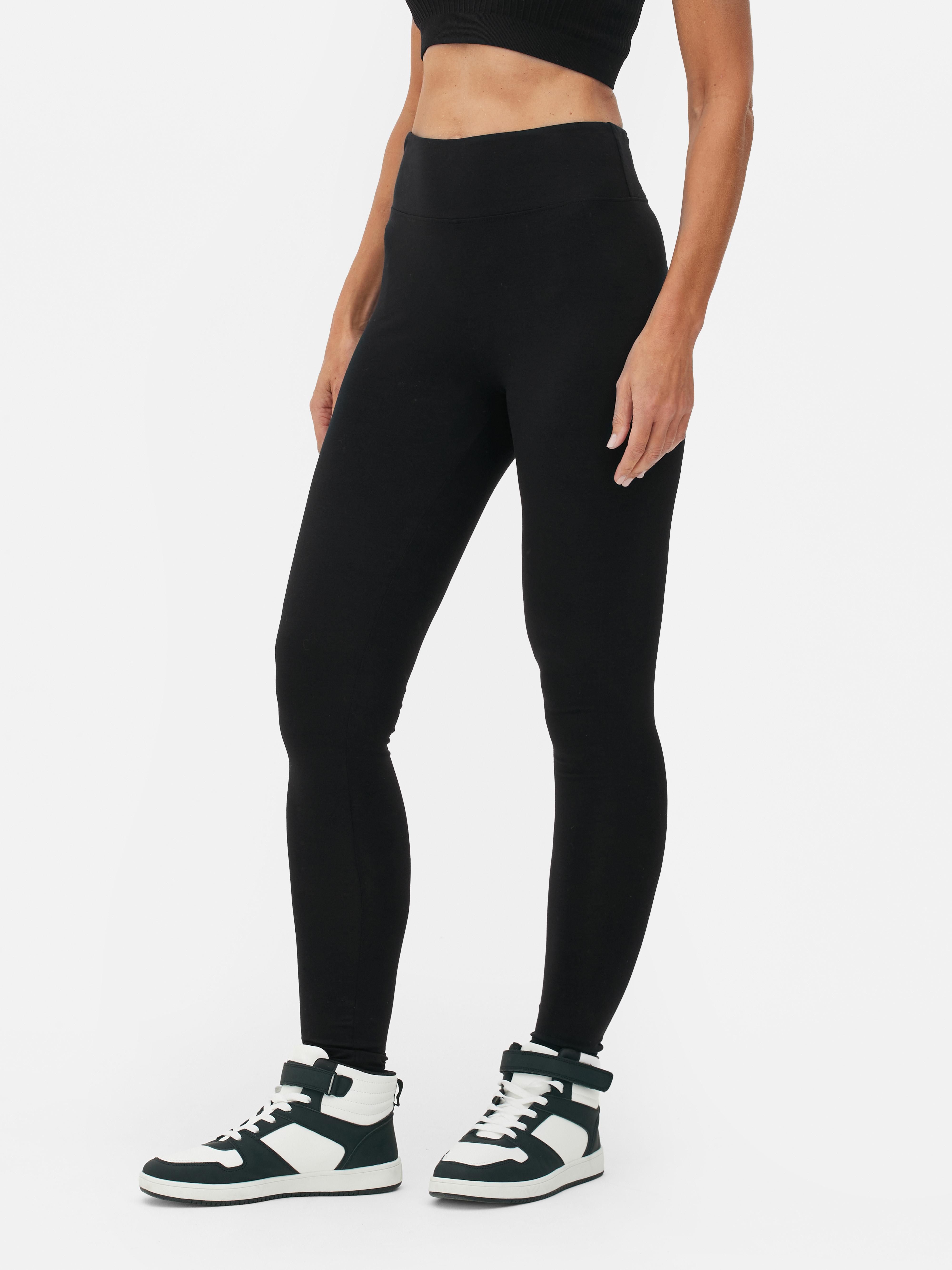 Leggings mit hohem Bund. Diese Leggings halten Sie das ganze Jahr über warm und sorgen für hohen Tragekomfort.