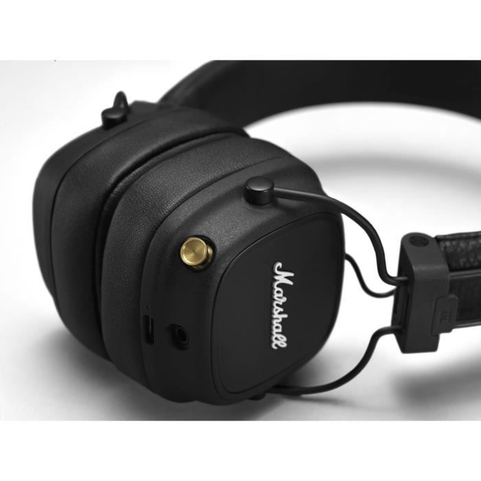 Fones de ouvido sem fio Bluetooth Marshall Major IV pretos