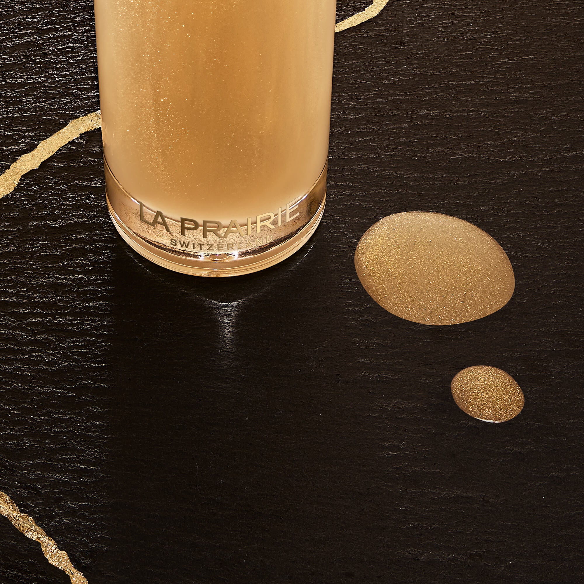 Pure Gold Revitalising Essence - Siero viso  lenitivo, Siero viso idratante, Siero viso primi segni, Siero viso effetto globale