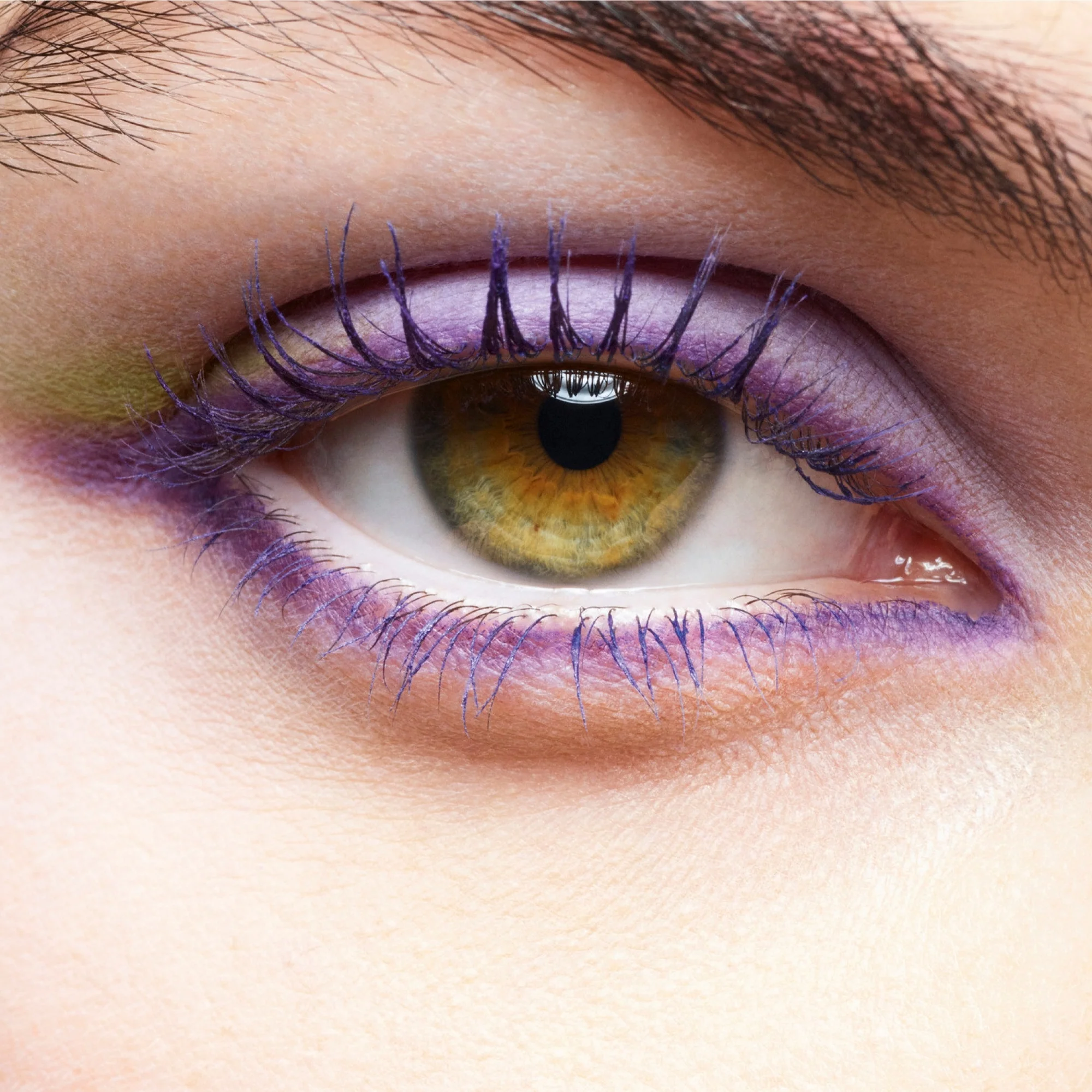 NOIR ALLURE - MASCARA ALL-IN-ONE: VOLUME, LUNGHEZZA, CURVATURA E DEFINIZIONE