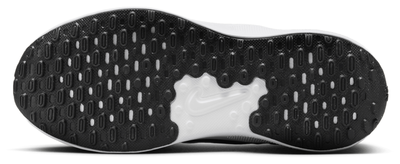 Nike Revolution 7