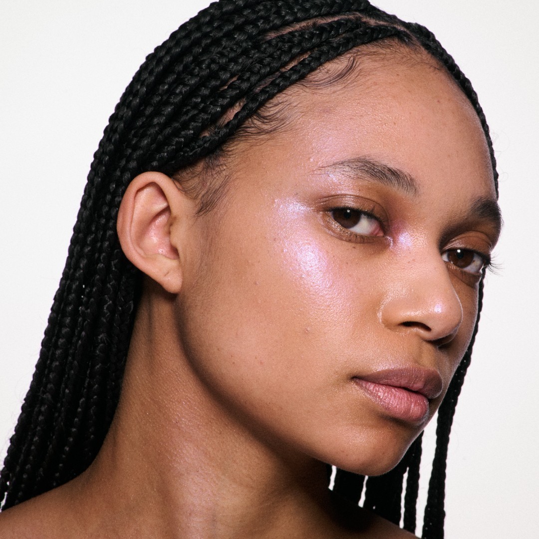 MAC žvilgantis pieštukas „Skinfinish Lightstruck“ – 15 ml