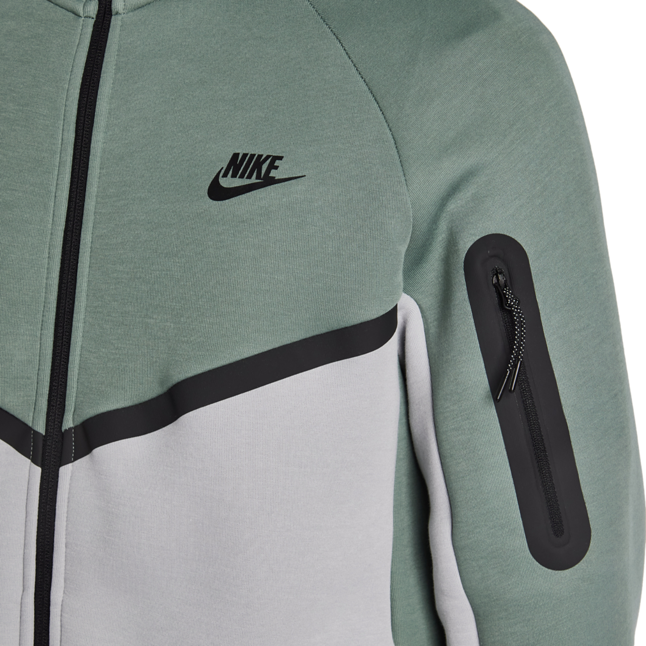 Nike Tech Fleece