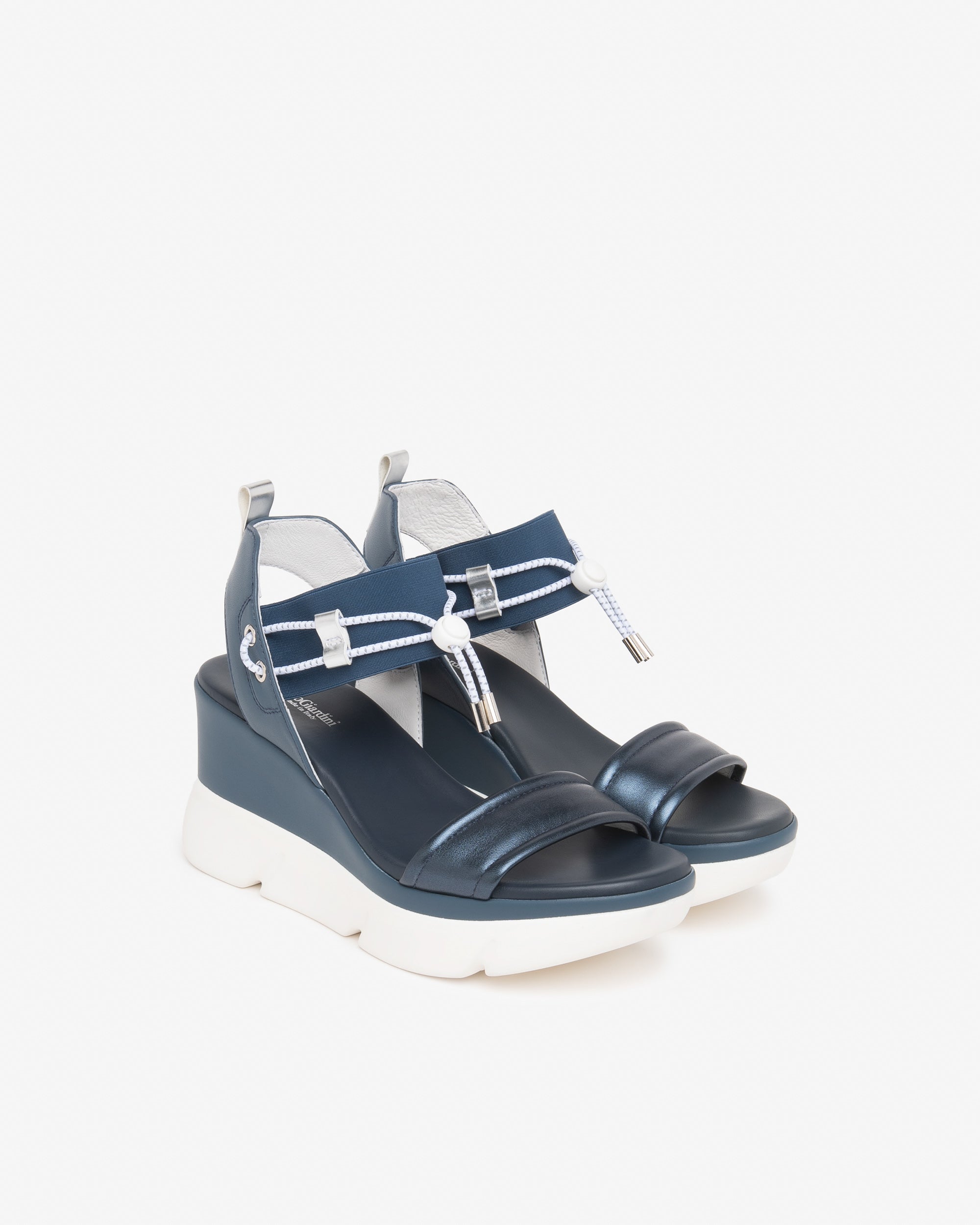  Sandales pour femmes en cuir et matières techniques