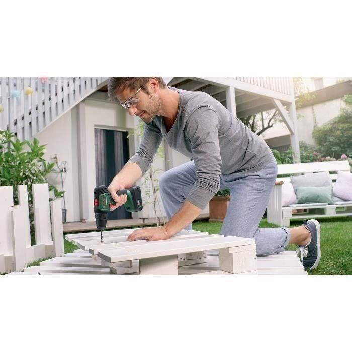 Perceuse-visseuse Bosch - UniversalDrill 18 (Livrée avec 2 batteries 1,5 Ah, SystèmeBox, 241 accessoires) - PowerForAll