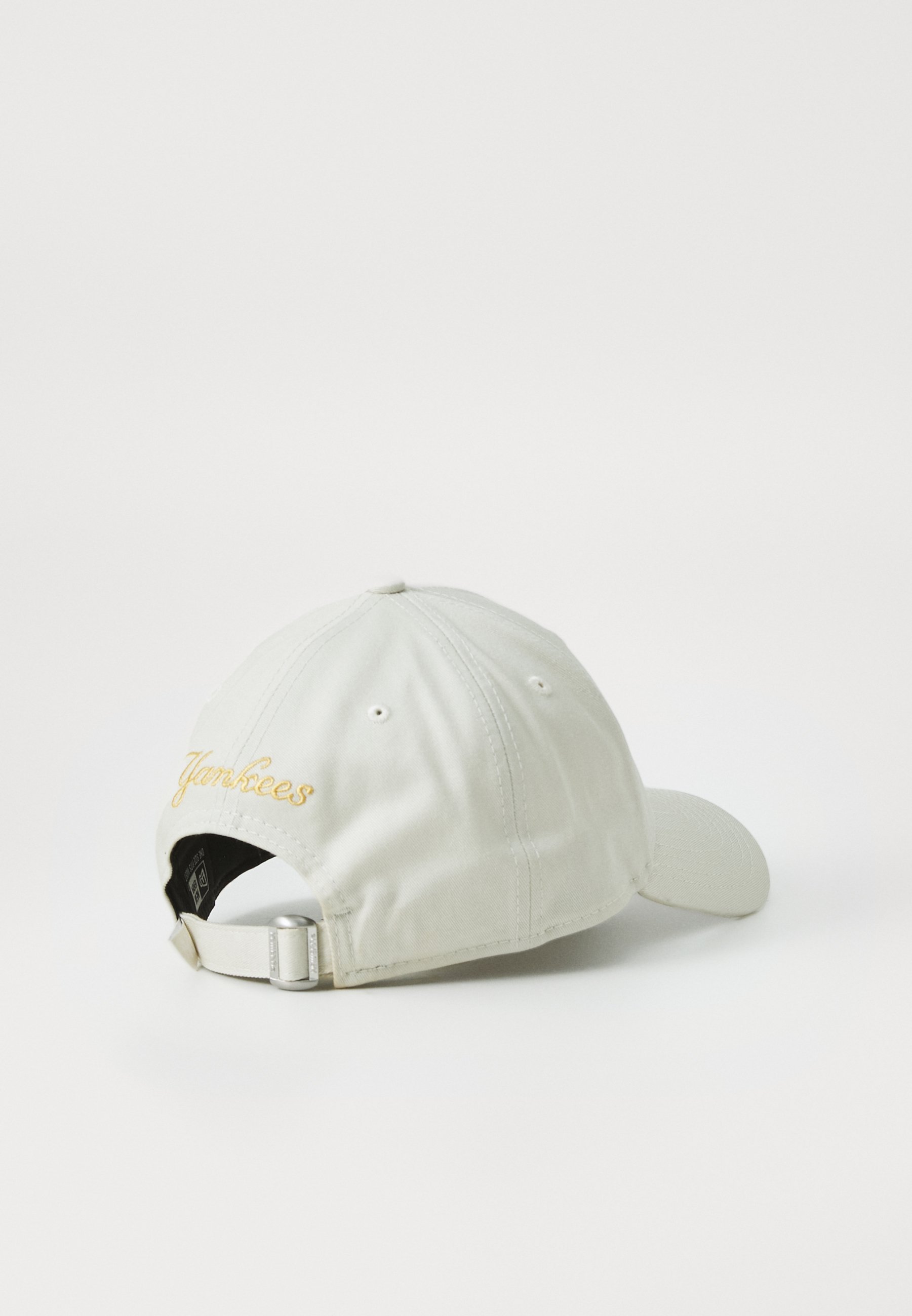New Era petten
