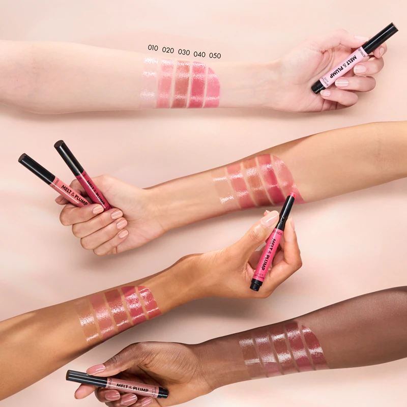 Bálsamo labial Catrice Melt & Plump com efeito de preenchimento.
