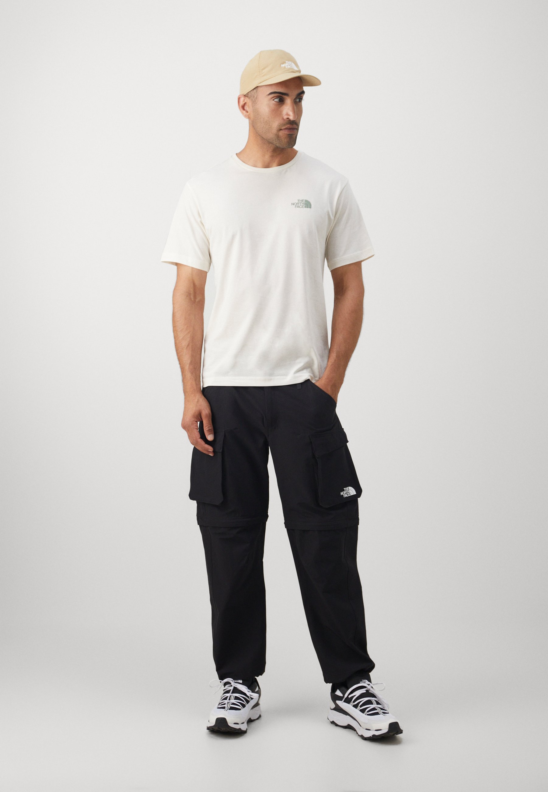 T-shirts The North Face