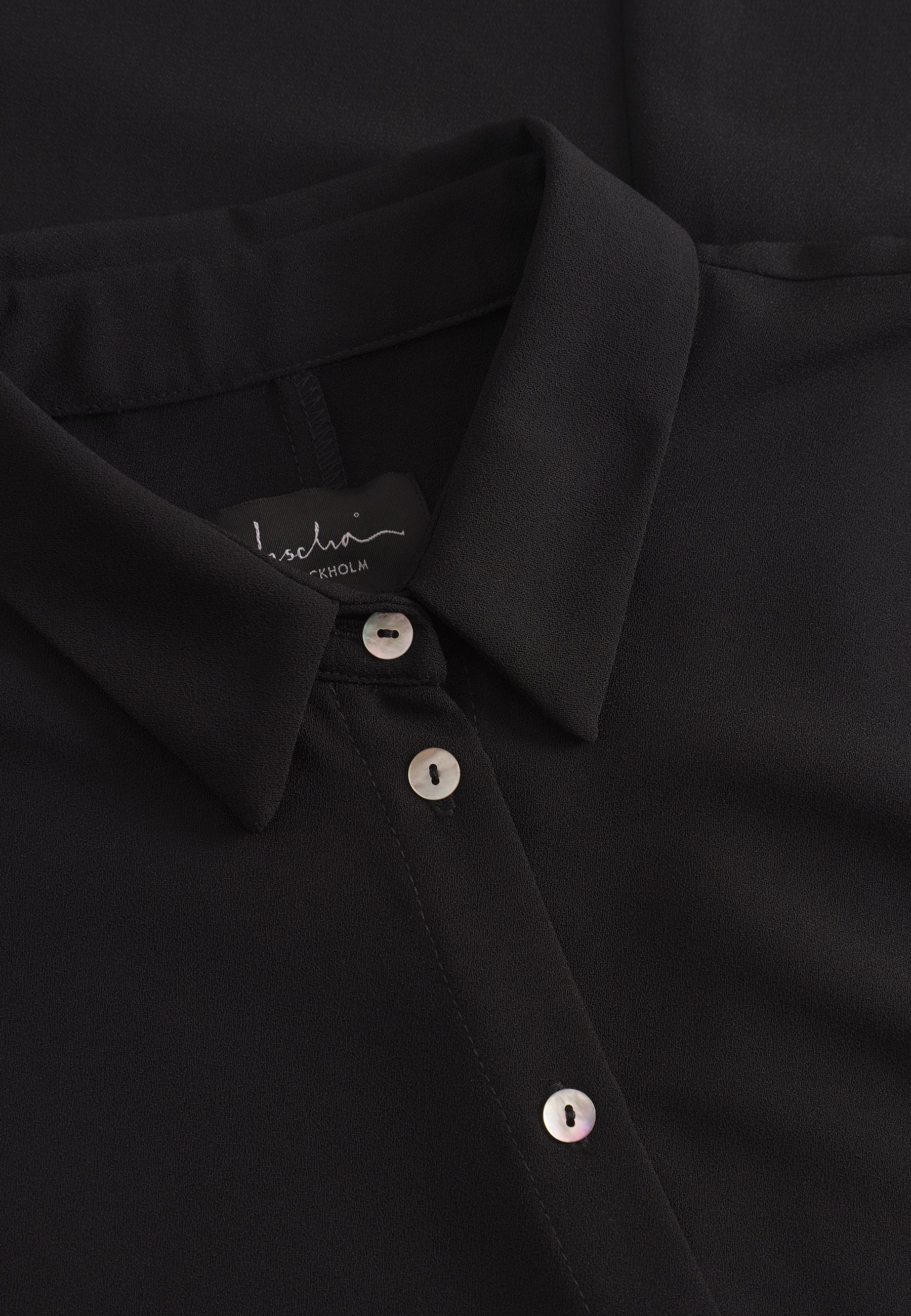 Jascha Stockholm FOUCAULT - Blouse met knoopsluiting - zwart
