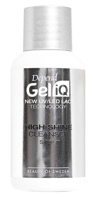Korak 5. Sredstvo za čišćenje polutrajnog laka za nokte Nadlakovi i podlakovi