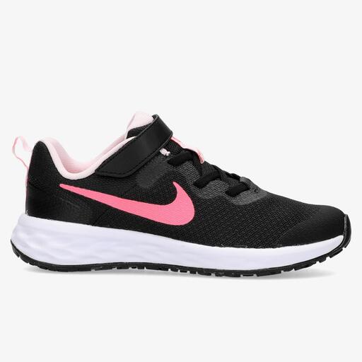  Nike Revolution 6