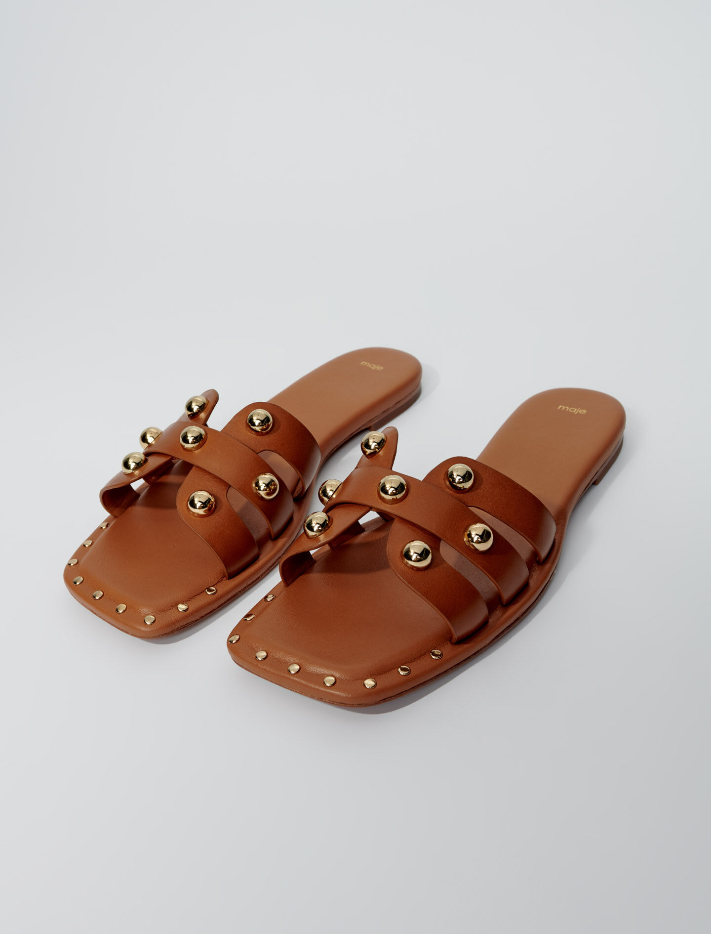 Leren muiltjes met studs - Camel