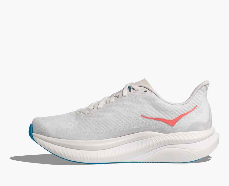 HOKA Mach 6 Weiß / Nimbuswolke