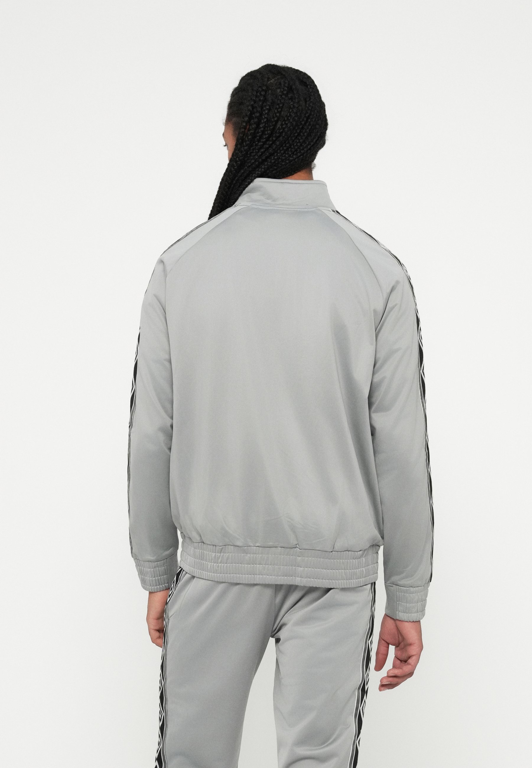 Felpa con zip Umbro TAPED TRACK - grigio opaco