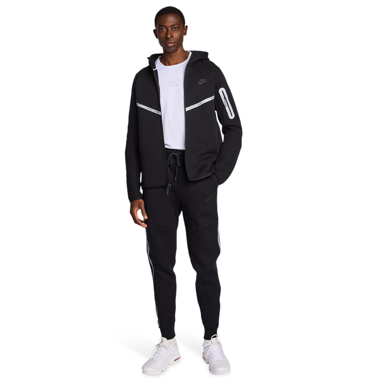 Nike Tech Fleece heijastava