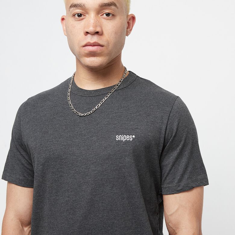 T-shirt met klein logo