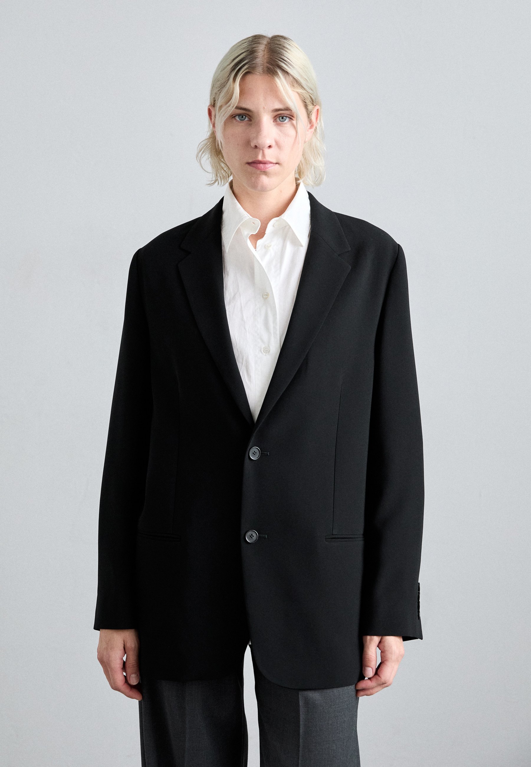 Filippa K RELAXED - Korte jas - zwart