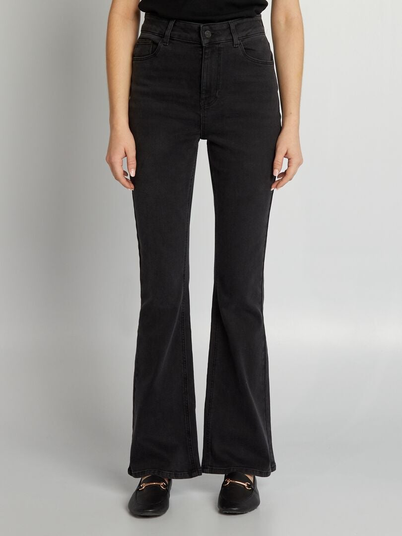 Calça jeans flare - tamanho 30 - preta
