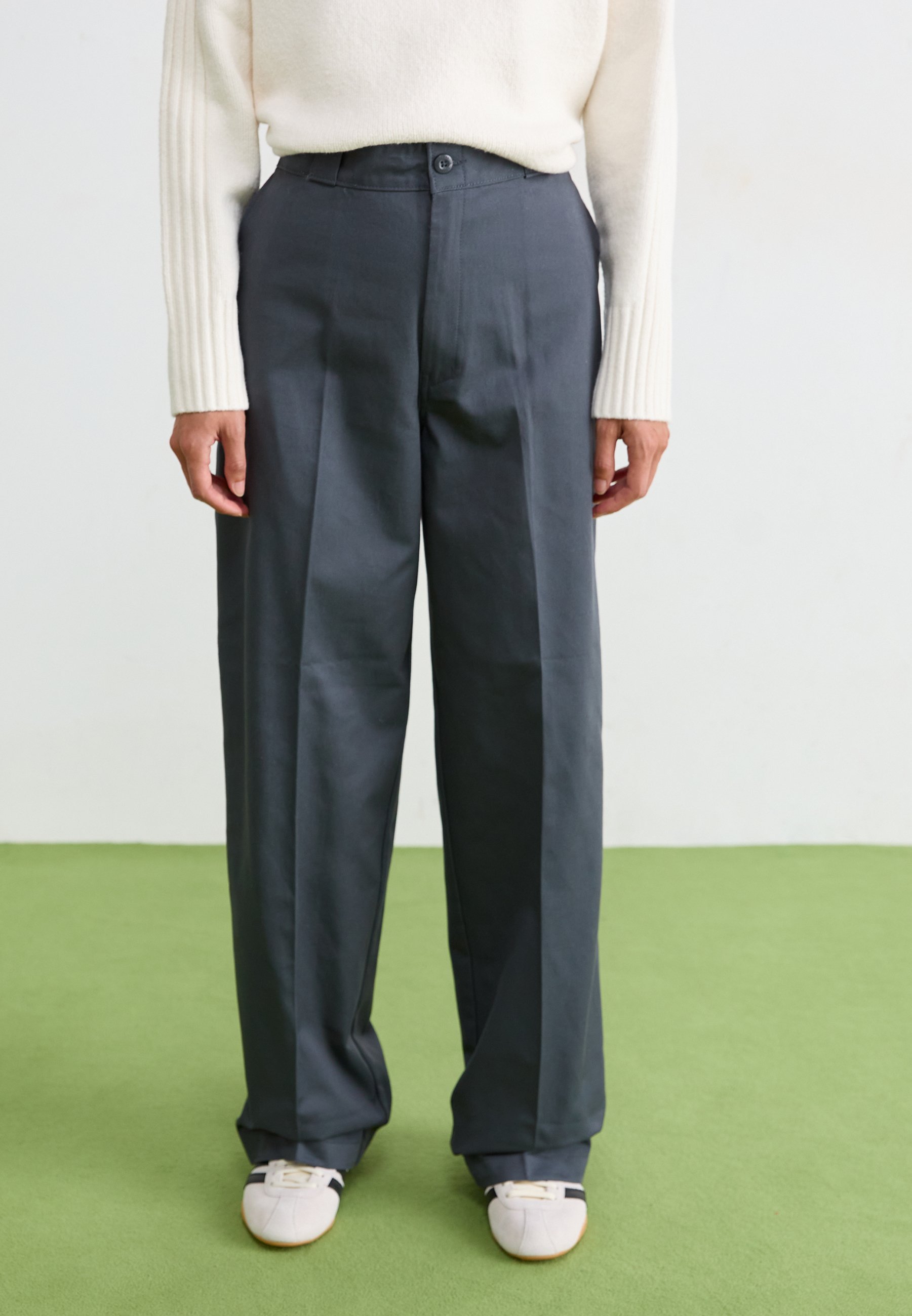 Dickies ležerne hlače