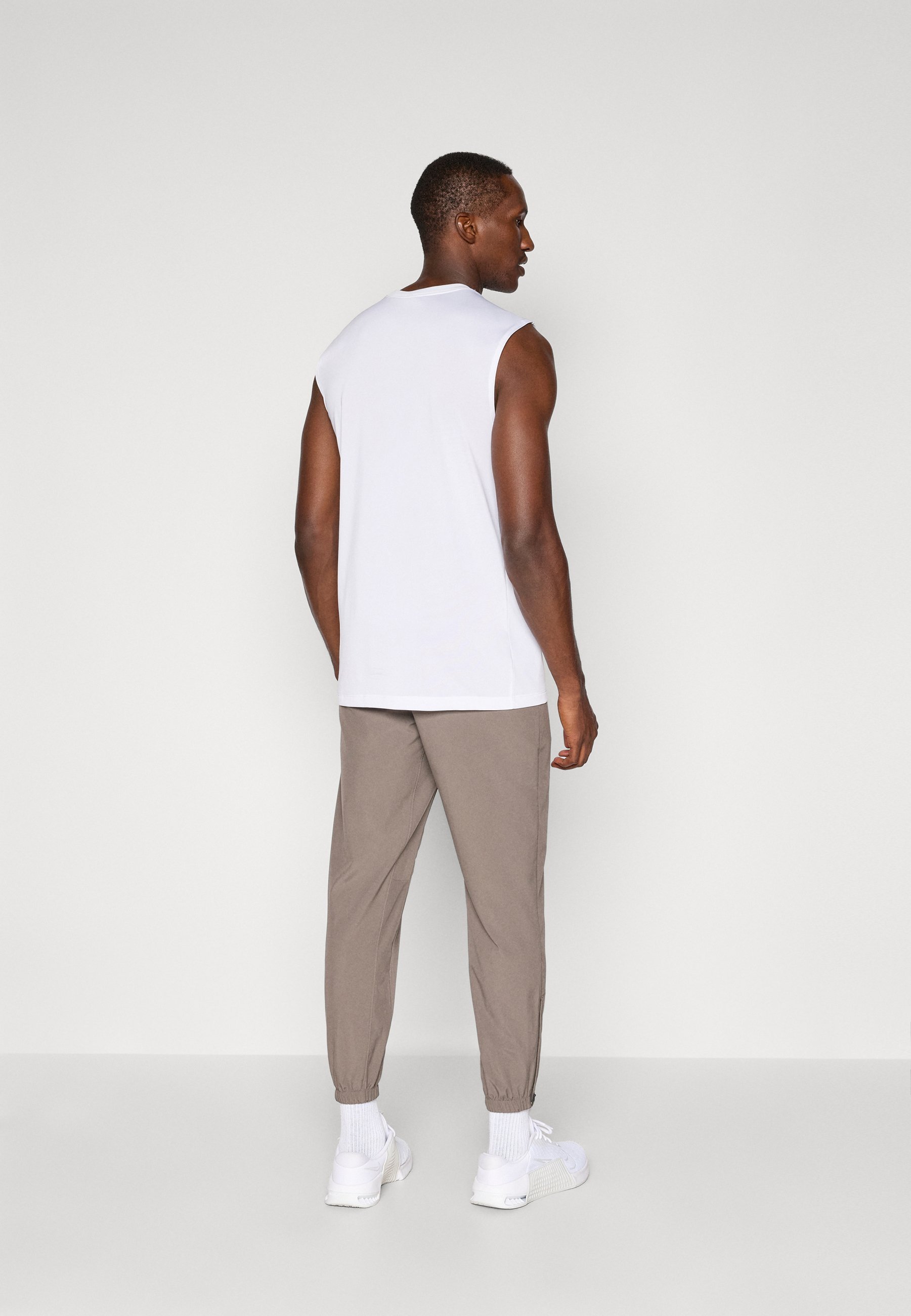 Nike Performance FORM PANT - Teplákové kalhoty - black/black/reflexní stříbrná