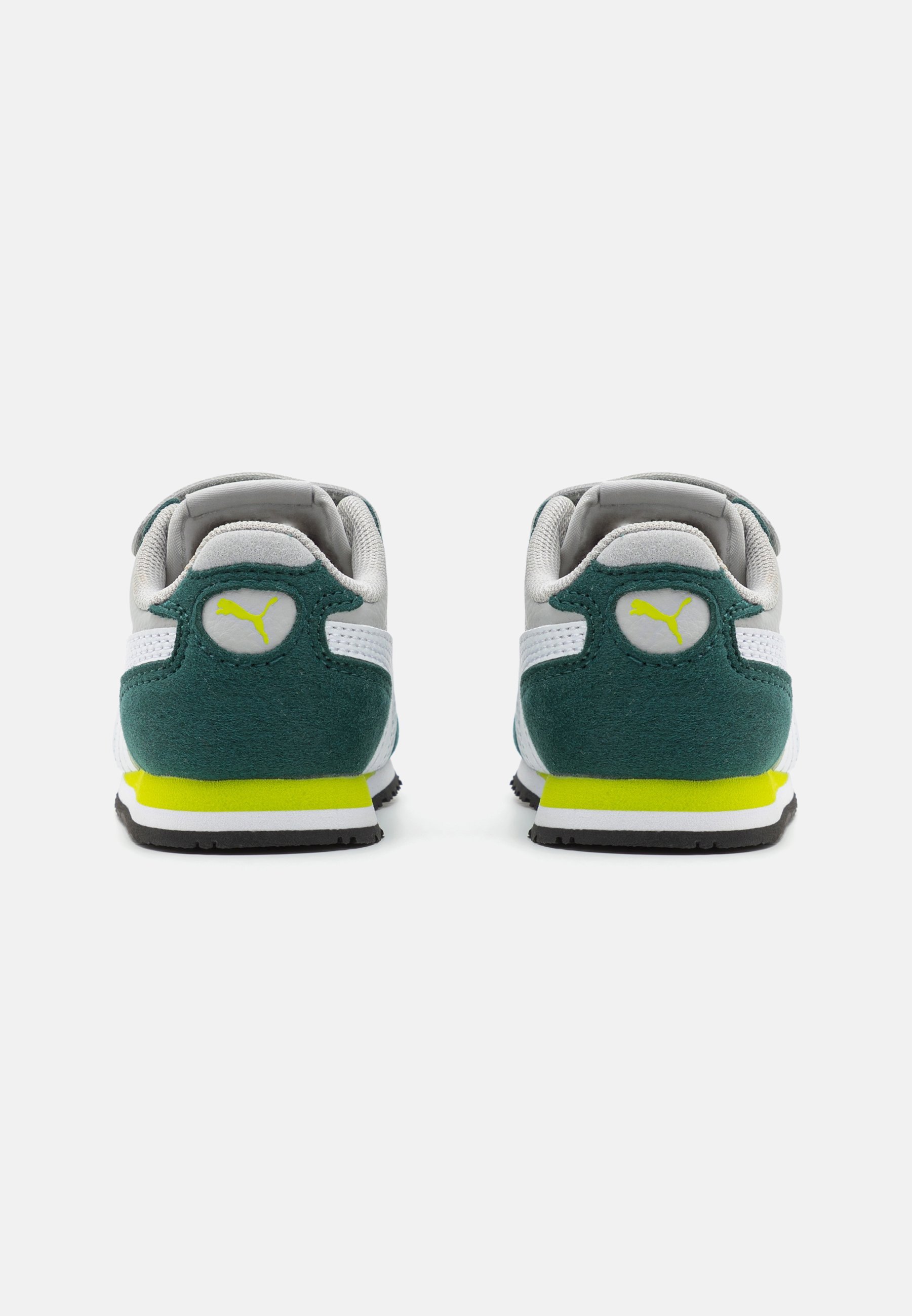 Puma CABANA RACER 20 UNISEX - Sneakers - coole lichtgrijze/witte/donkere mirte/limoengroene kleurstelling