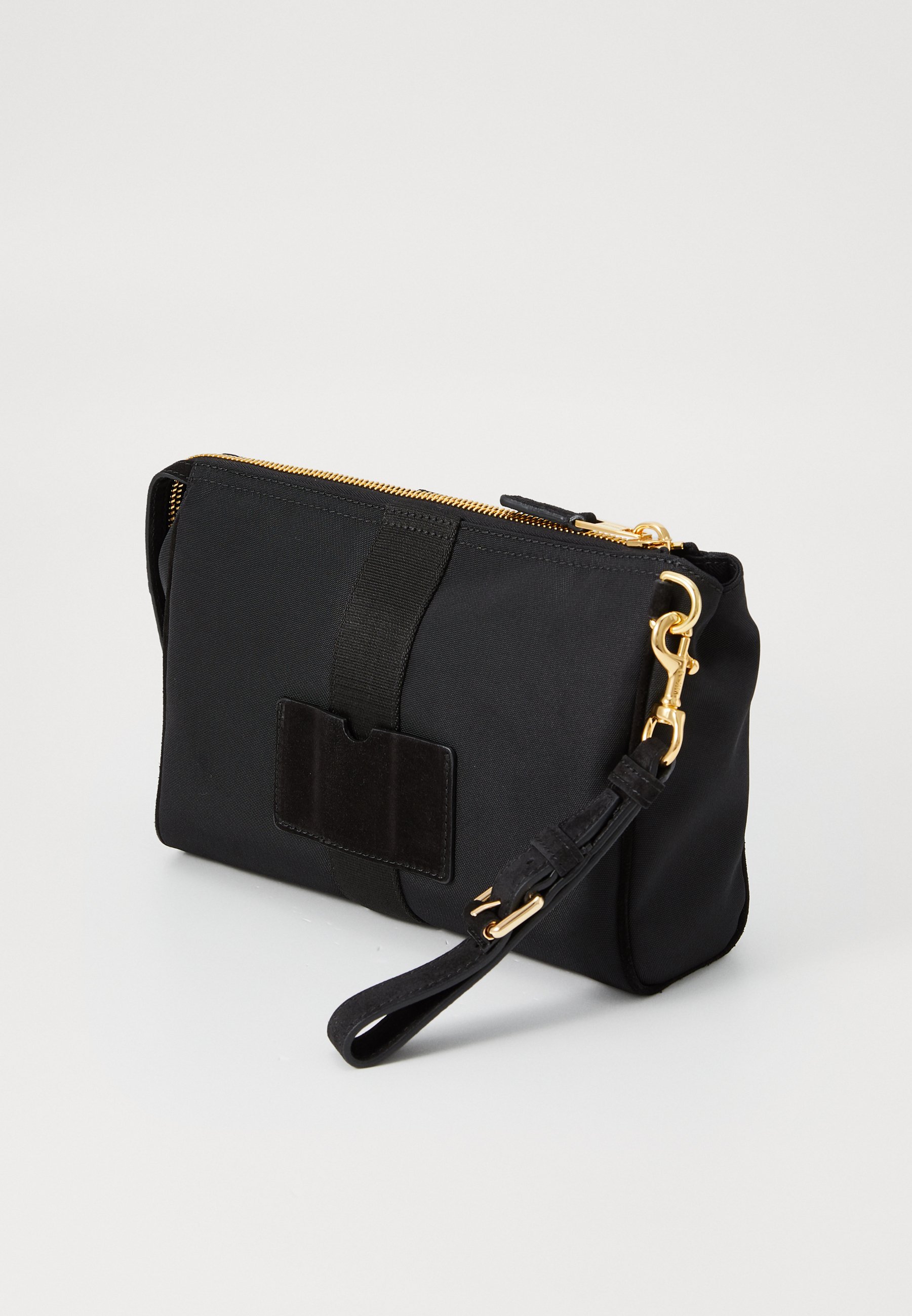 MOSCHINO Reizen