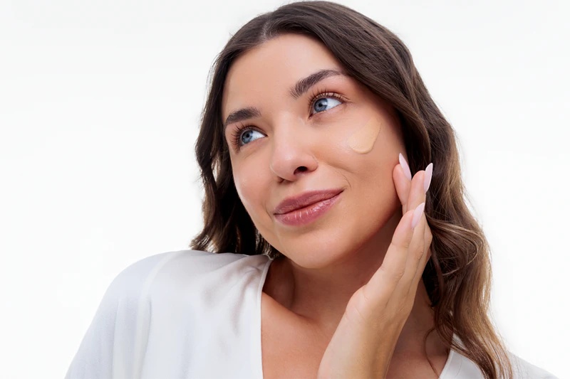 Paese Puff Cloud Foundation ultra lahka podlaga SPF 20