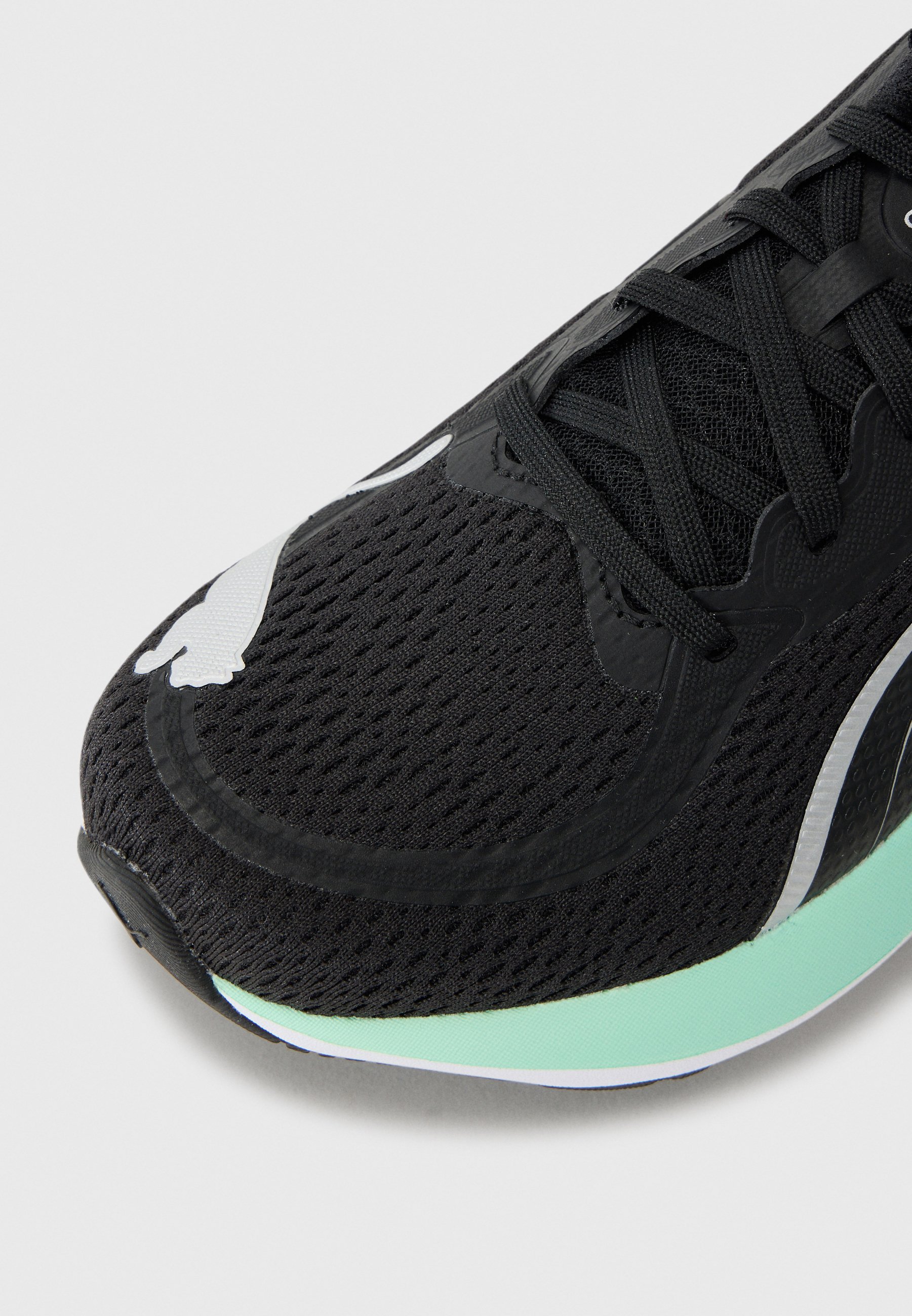 Puma SCEND PRO 2 - Trainingsschoen - zwart/mintgroen/speedblauw