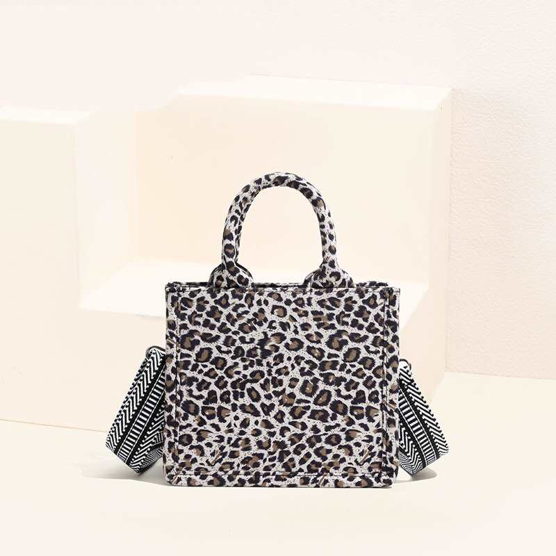Borsa a tracolla da donna invernale 2021, grande capacità, in flanella con stampa leopardata, ideale per viaggi e tempo libero.
