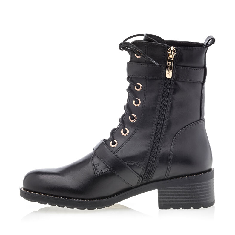 Botas negras de mujer / Botines